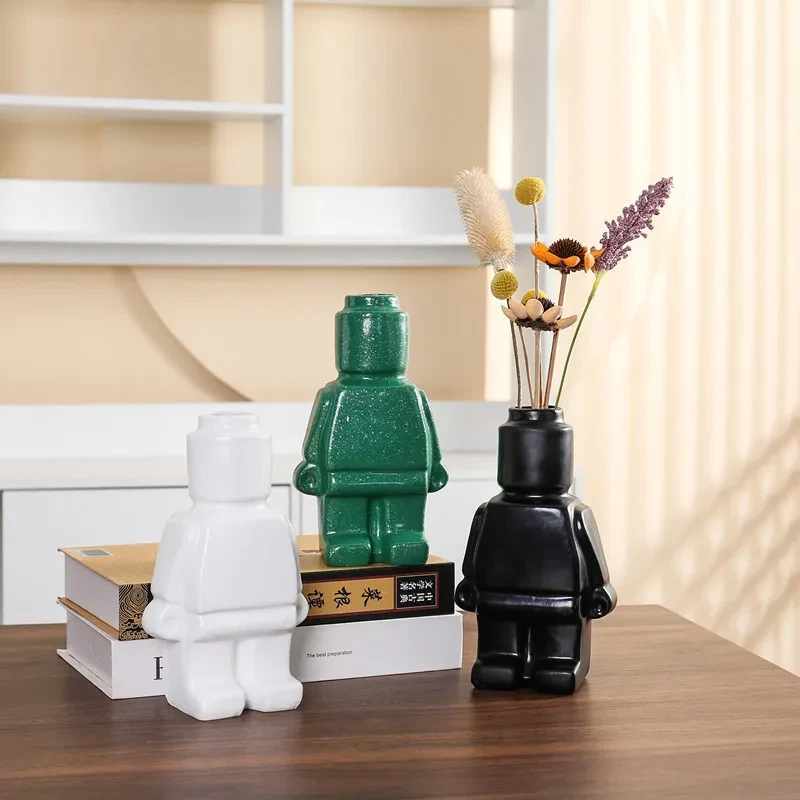 Resin Robot Vase – Modern Decorative Minifigure