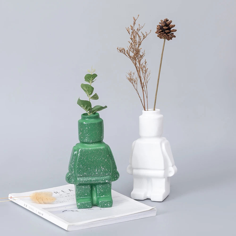Resin Robot Vase – Modern Decorative Minifigure
